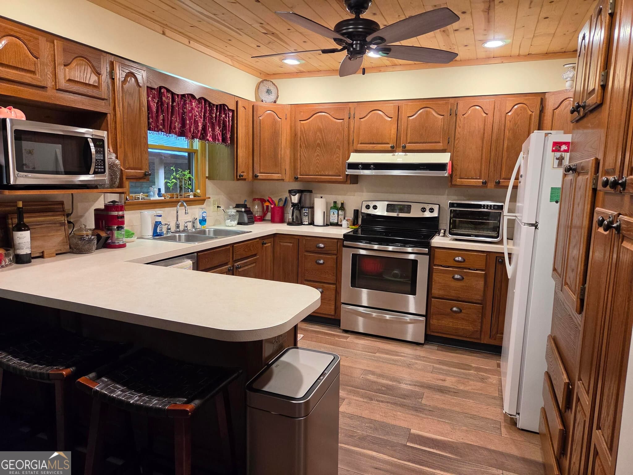 3 bedroom, 3 bathroom, 2,861 sq ft single family residence for sale at 445 Helton Creek Road, Blairsville, GA 30512 — photo 9