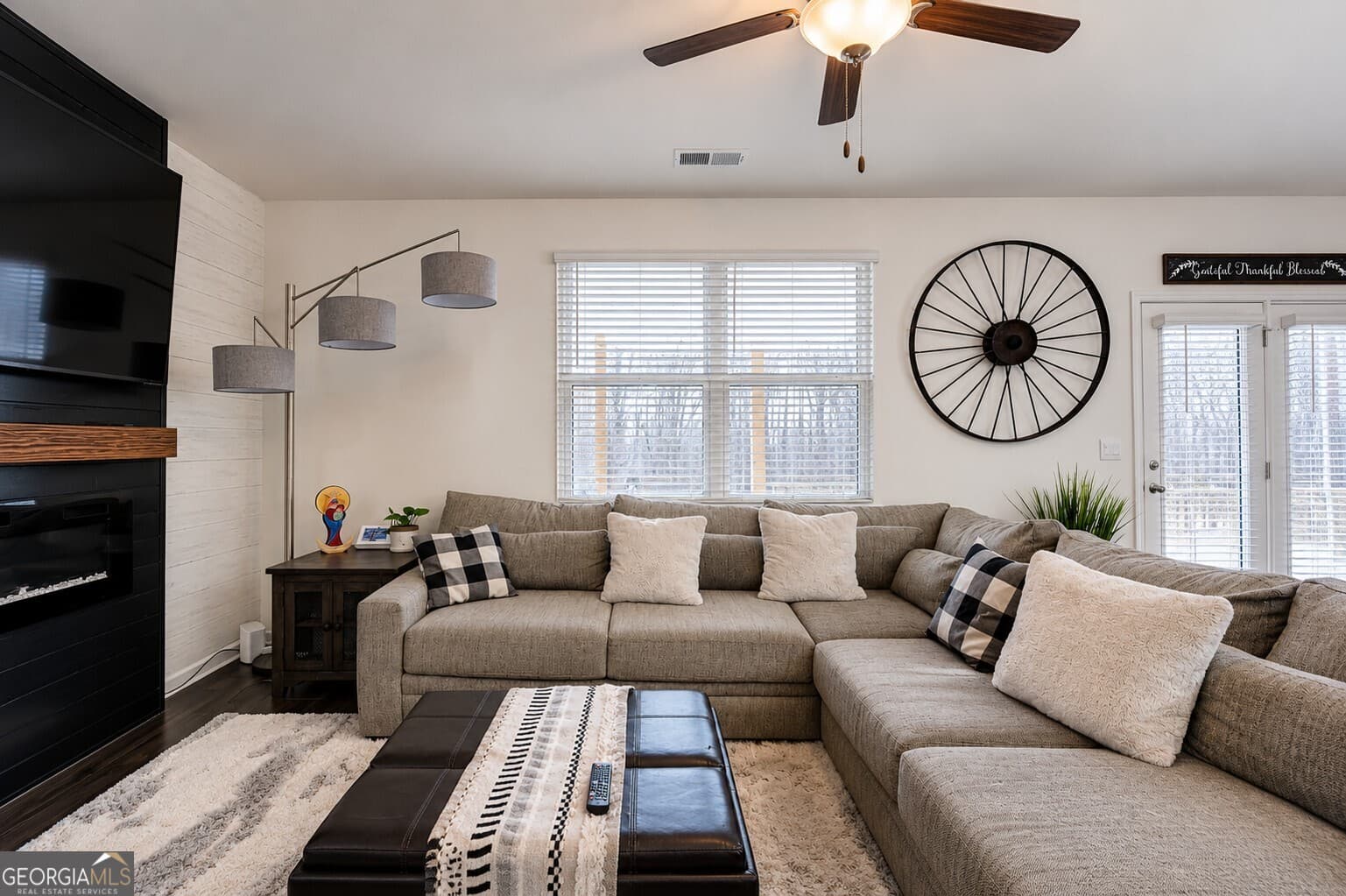 5 bedroom, 3.5 bathroom, 2,272 sq ft single family residence for sale at 86 Canyon Ferry Way, Hoschton, GA 30548 — photo 8