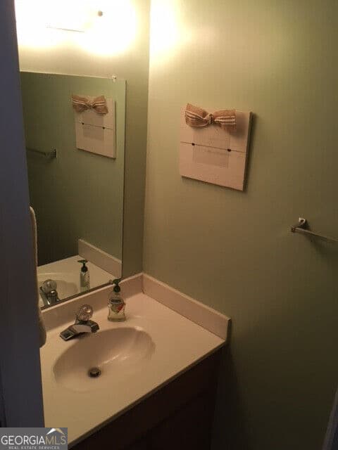 2 bedroom, 2.5 bathroom, 1,164 sq ft condominium for rent at 210 E Cloverhurst Avenue 6, Athens, GA 30605 for $2,160 a month — photo 6