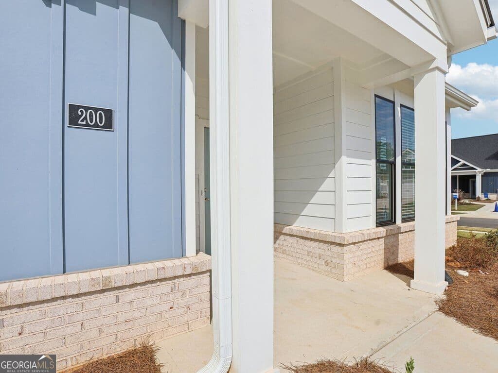 3 bedroom, 3 bathroom, 2,057 sq ft single family residence for sale at 200 Persimmon Drive, Holly Springs, GA 30115 — photo 10