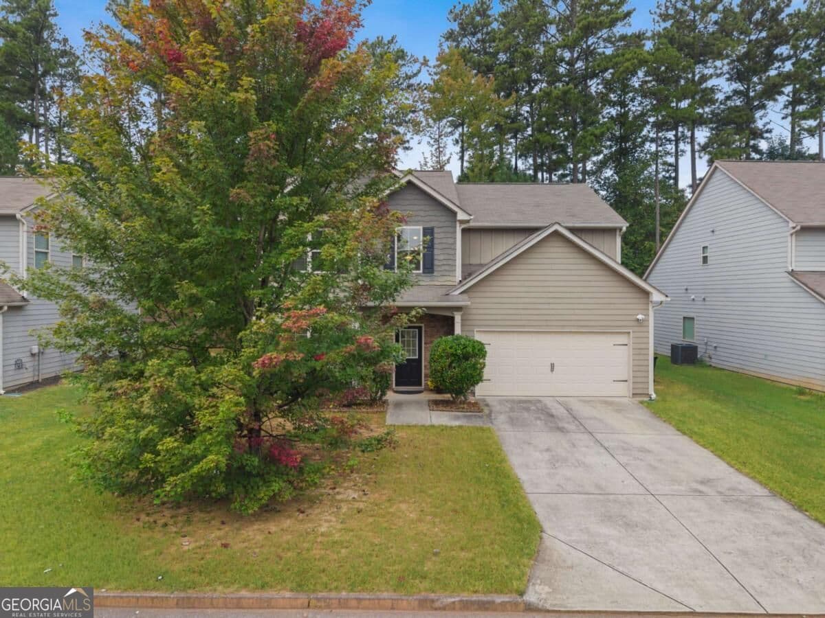 4 bedroom, 3 bathroom, 2,519 sq ft single family residence for sale at 48 Timberland Trace Way, Dallas, GA 30157 — photo 2