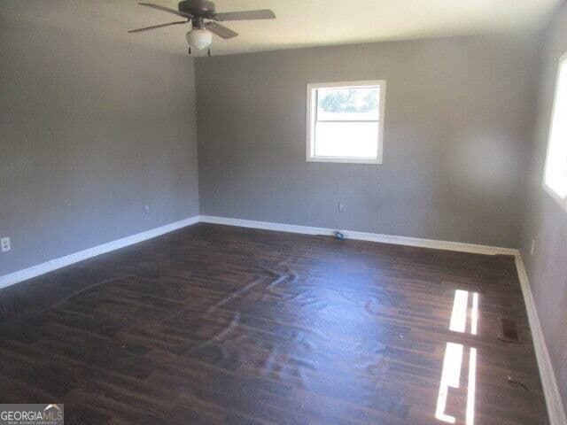 4 bedroom, 3 bathroom, 1,532 sq ft single family residence for sale at 505 E Main Street, Thomaston, GA 30286 — photo 3