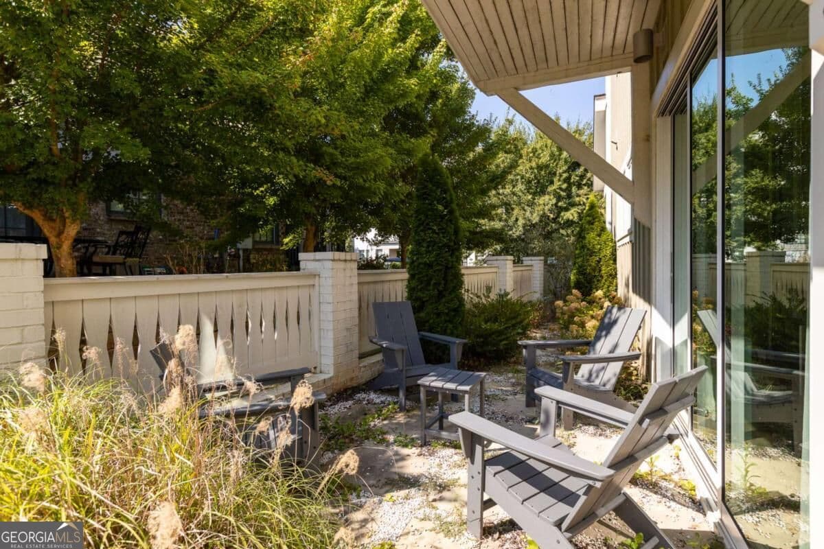 2 bedroom, 2 bathroom townhouse for sale at 11193 Serenbe Lane, Chattahoochee Hills, GA 30268 — photo 6
