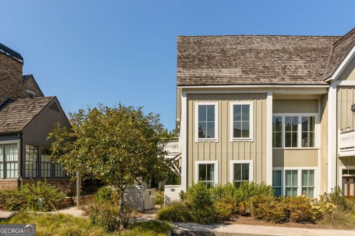 2 bedroom, 2 bathroom townhouse for sale at 11193 Serenbe Lane, Chattahoochee Hills, GA 30268