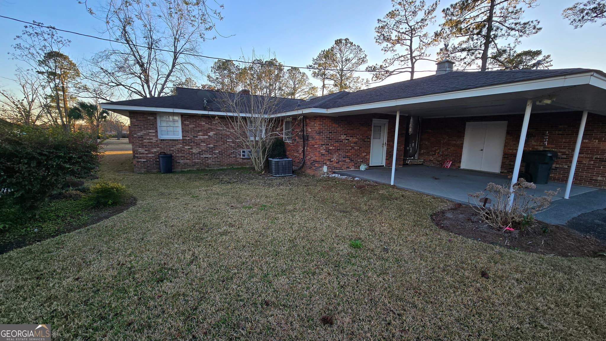 4 bedroom, 3 bathroom, 1,900 sq ft single family residence for sale at 105 Rosemont Road, Glennville, GA 30427 — photo 6
