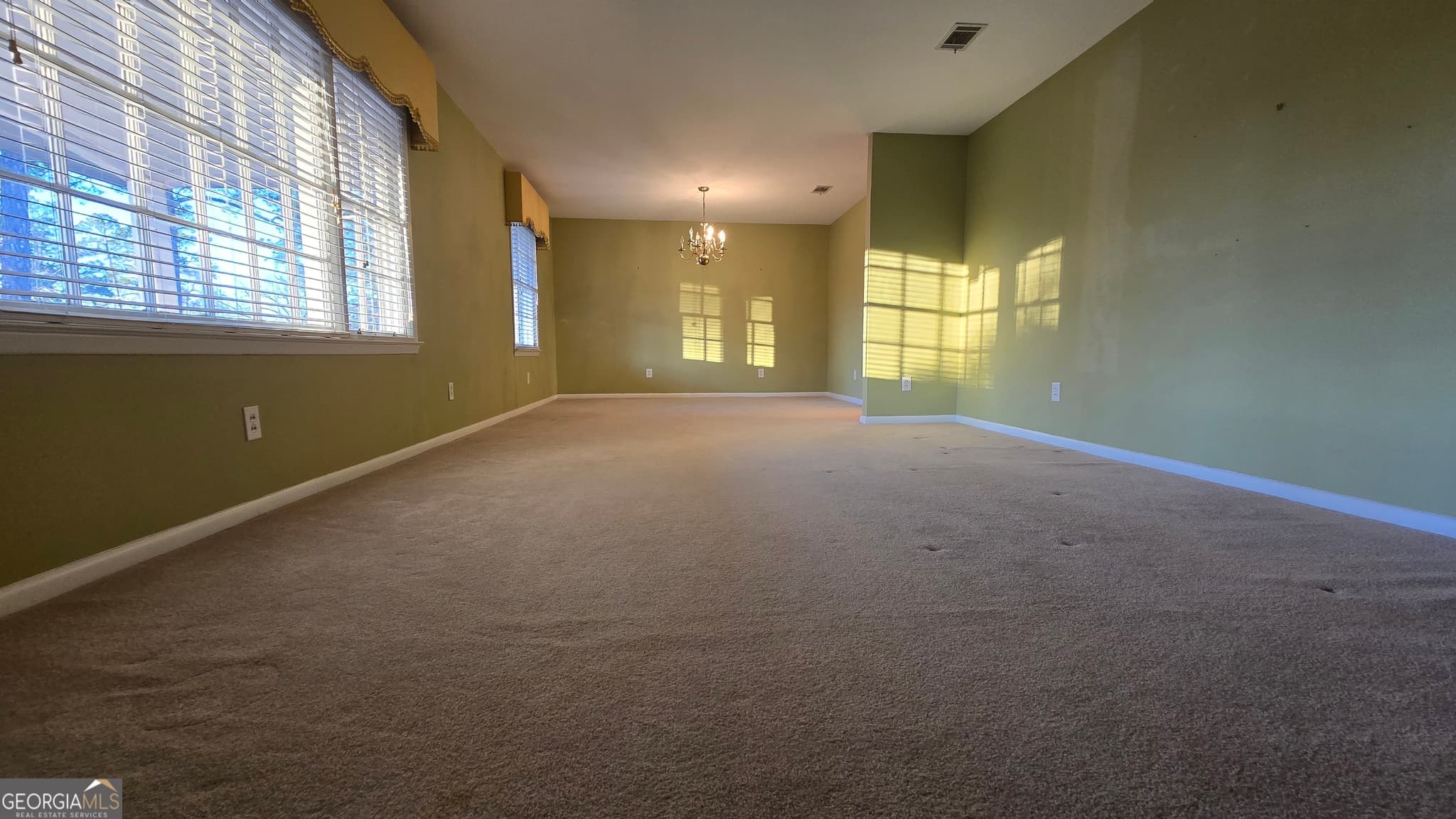 4 bedroom, 3 bathroom, 1,900 sq ft single family residence for sale at 105 Rosemont Road, Glennville, GA 30427 — photo 9