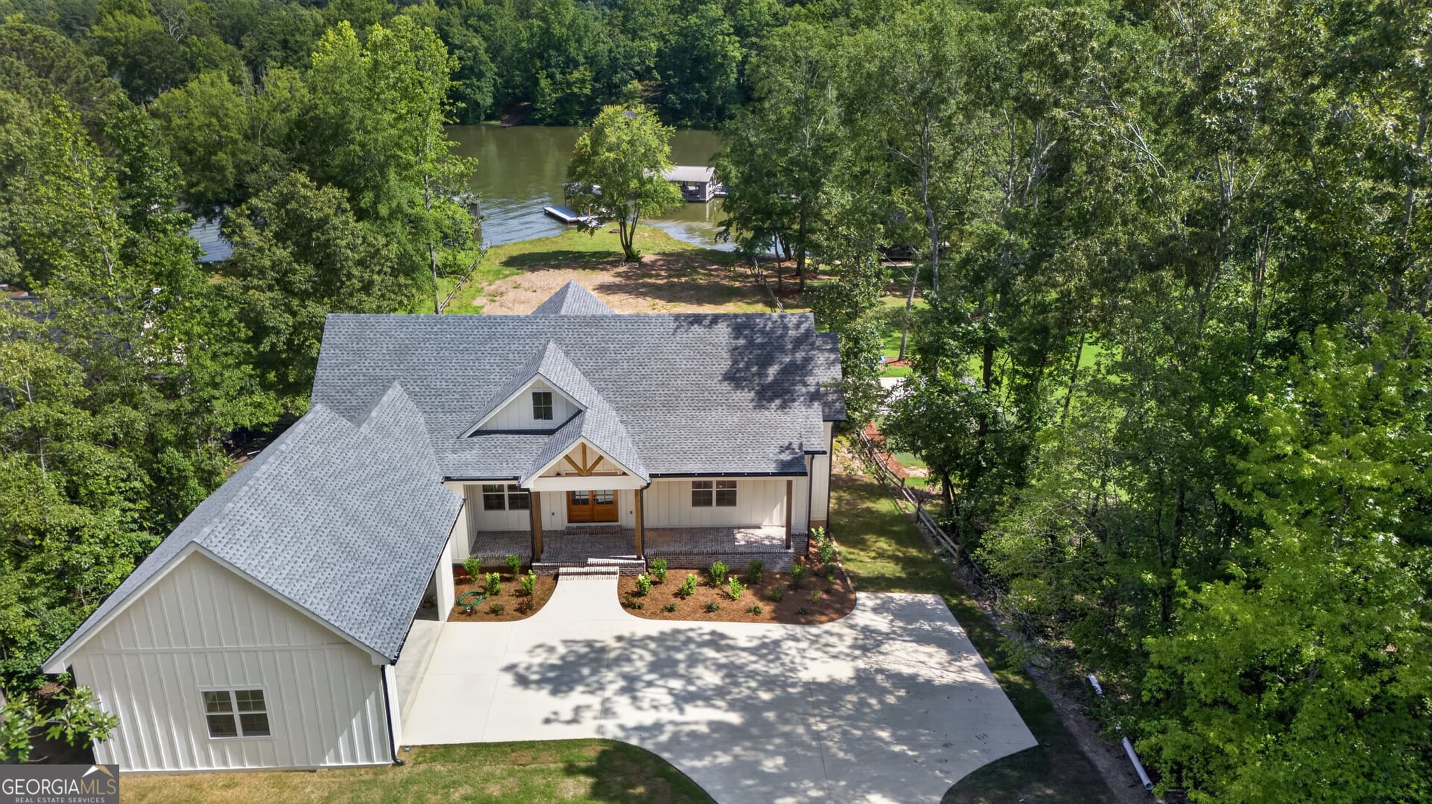 5 bedroom, 3.5 bathroom, 3,452 sq ft single family residence for sale at 105 County Road 764, Cedar Bluff, AL 35959 — photo 2