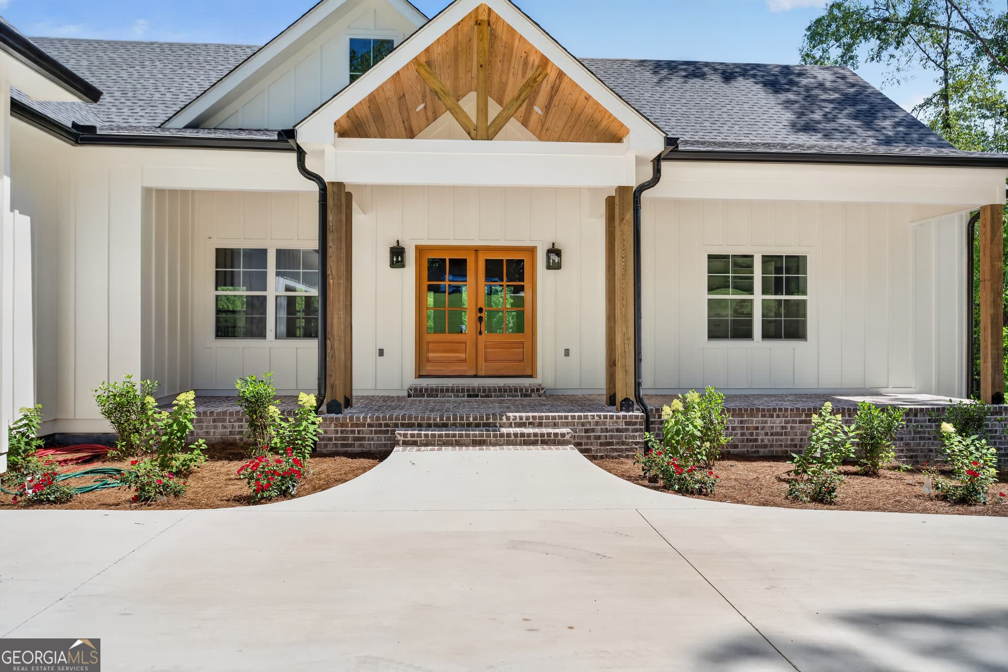 5 bedroom, 3.5 bathroom, 3,452 sq ft single family residence for sale at 105 County Road 764, Cedar Bluff, AL 35959 — photo 5