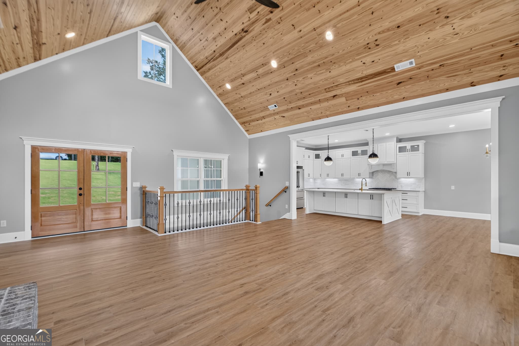 5 bedroom, 3.5 bathroom, 3,452 sq ft single family residence for sale at 105 County Road 764, Cedar Bluff, AL 35959 — photo 9
