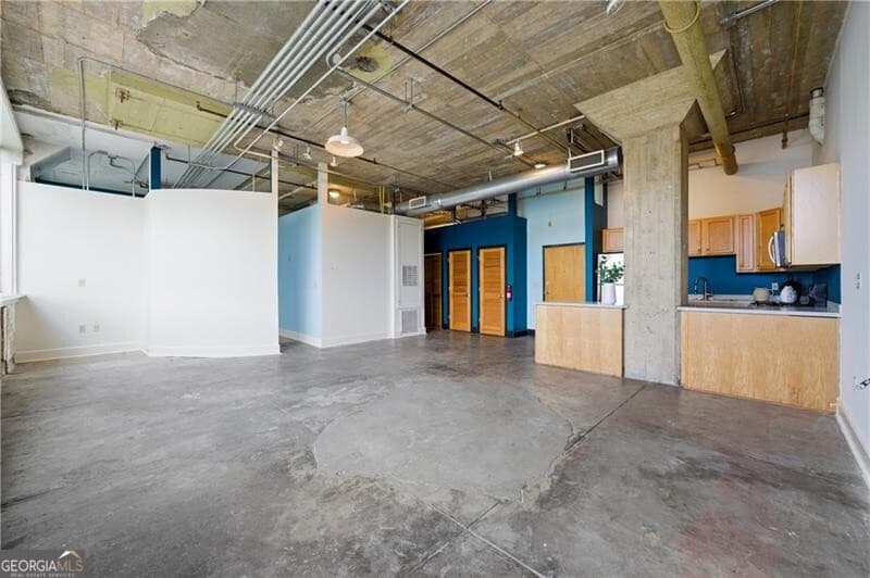 1 bedroom, 1 bathroom, 1,085 sq ft loft,condominium for sale at 505 Whitehall Street 203, Atlanta, GA 30303 — photo 5