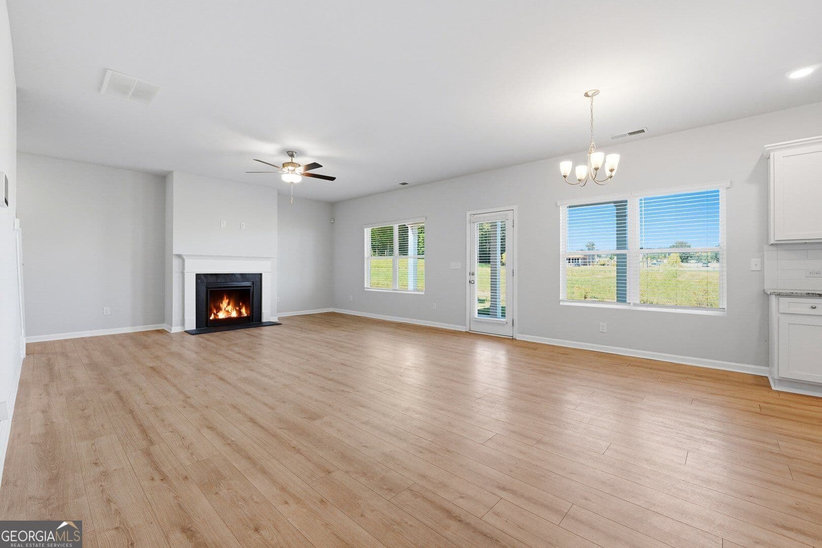 4 bedroom, 2.5 bathroom, 2,714 sq ft single family residence for rent at 1877 Mitchell Farm Court, Grayson, GA 30017 for $2,595 a month — photo 5