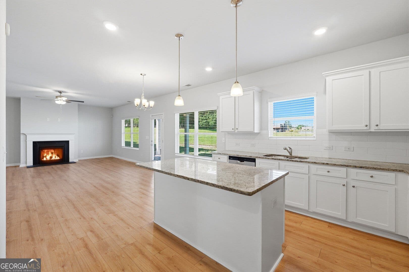 4 bedroom, 2.5 bathroom, 2,714 sq ft single family residence for rent at 1877 Mitchell Farm Court, Grayson, GA 30017 for $2,595 a month — photo 9