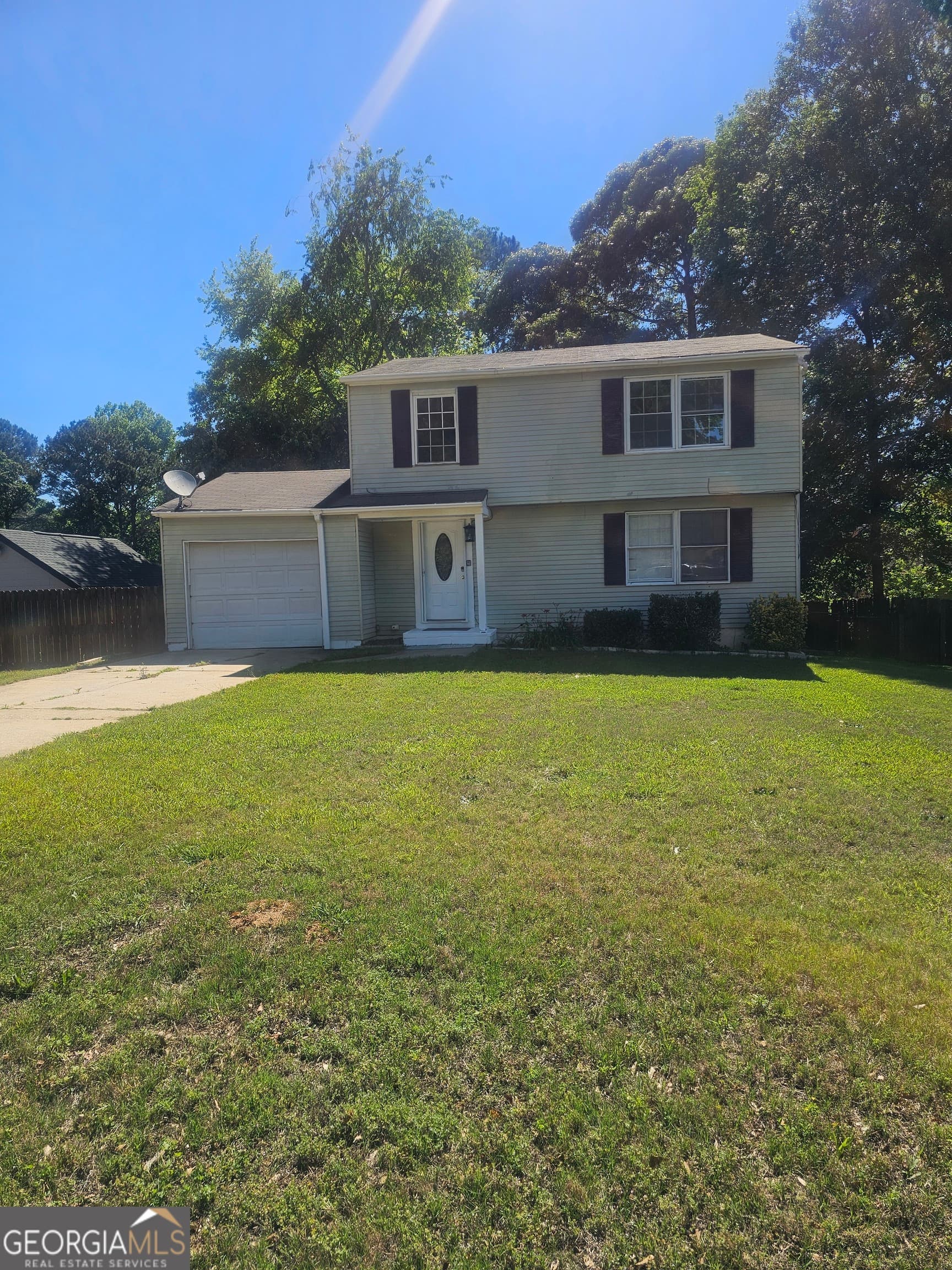 5 bedroom, 2.5 bathroom, 1,512 sq ft single family residence for sale at 6642 Doublegate Lane, Rex, GA 30273