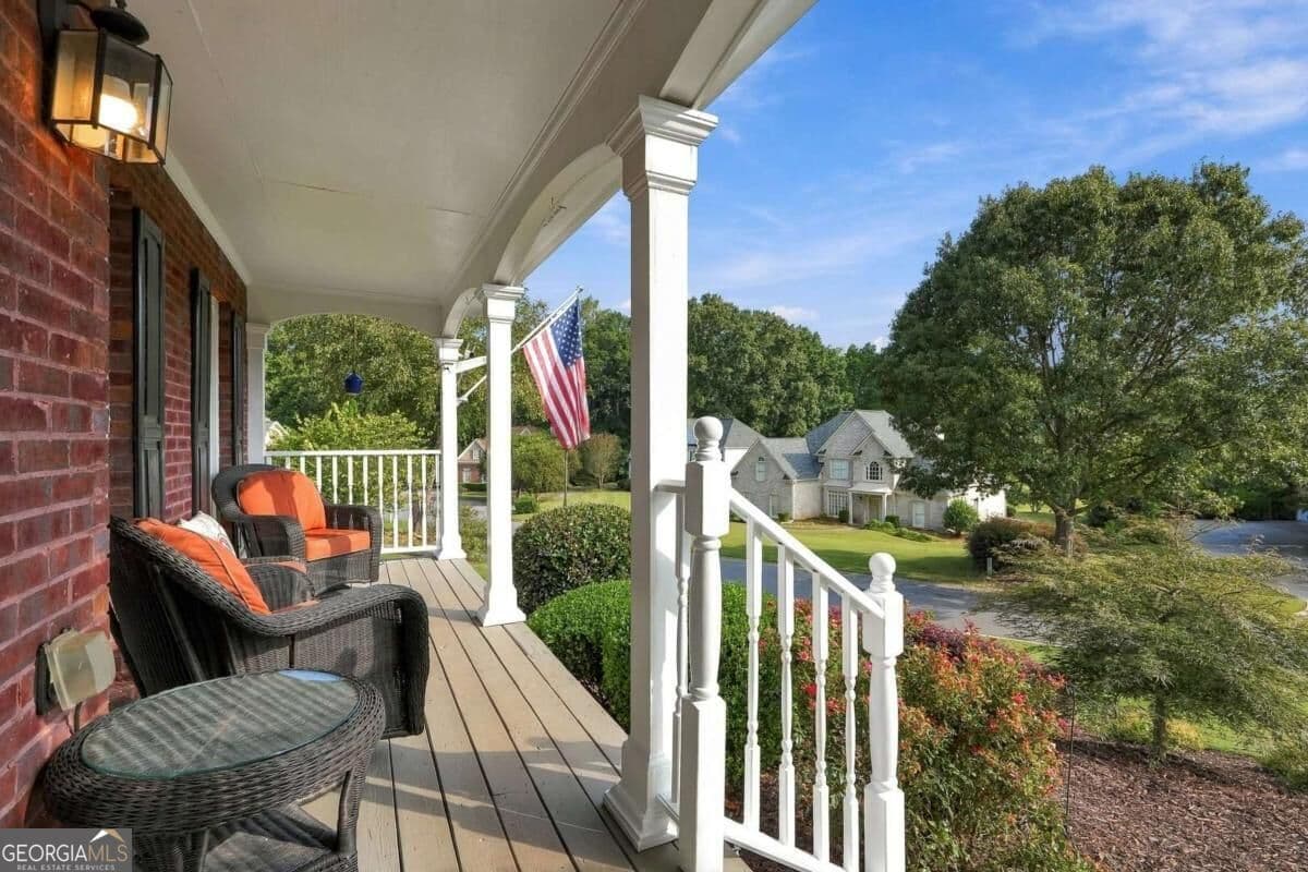 5 bedroom, 3.5 bathroom, 3,861 sq ft single family residence for sale at 4910 Montclair Trail, Cumming, GA 30040 — photo 5