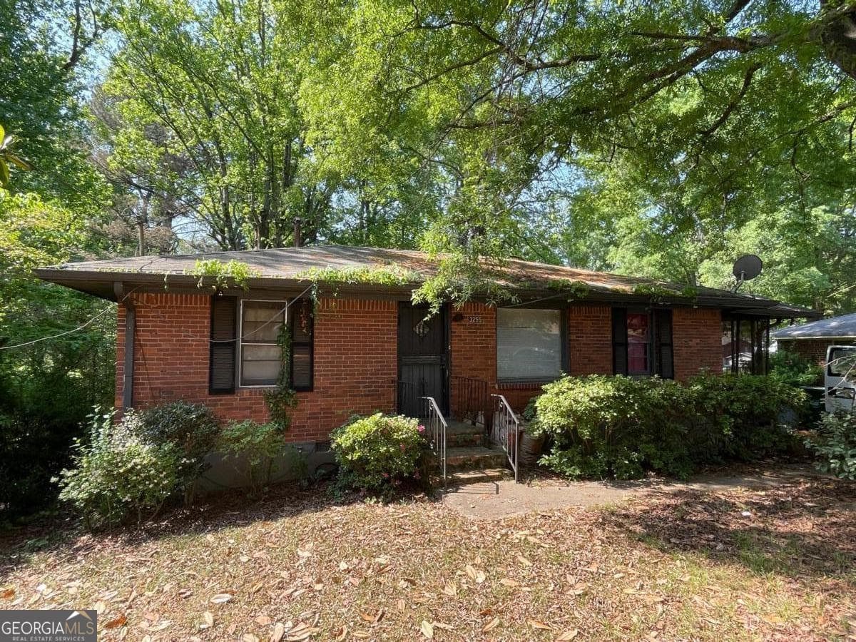 2 bedroom, 1 bathroom, 912 sq ft single family residence sold at 3255 Walnut Street, Scottdale, GA 30079
