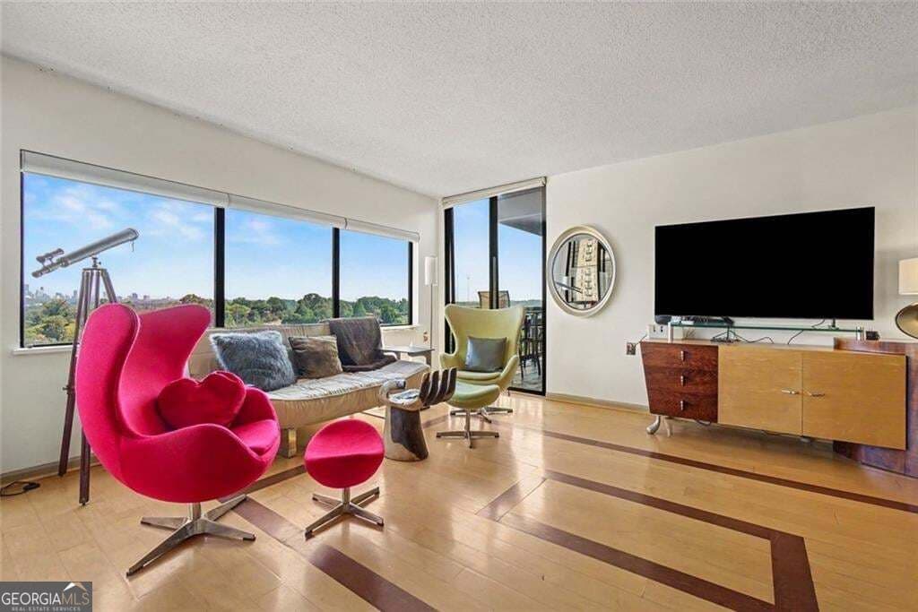 2 bedroom, 2 bathroom, 1,110 sq ft condominium for sale at 1130 Piedmont Avenue 1610, Atlanta, GA 30309 — photo 7