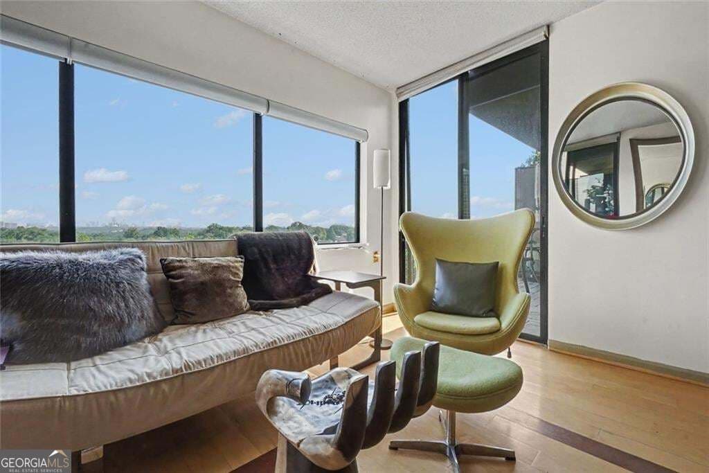 2 bedroom, 2 bathroom, 1,110 sq ft condominium for sale at 1130 Piedmont Avenue 1610, Atlanta, GA 30309 — photo 5
