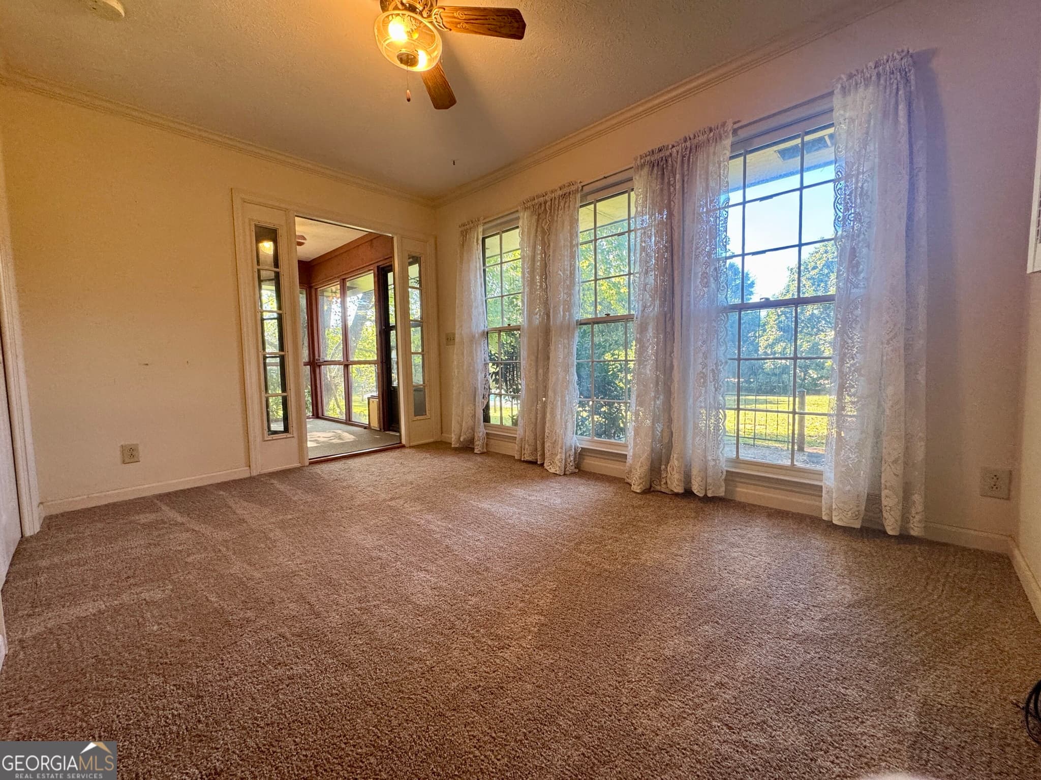 4 bedroom, 3 bathroom, 2,303 sq ft single family residence for sale at 1403 Vernon Street, Lagrange, GA 30240 — photo 9