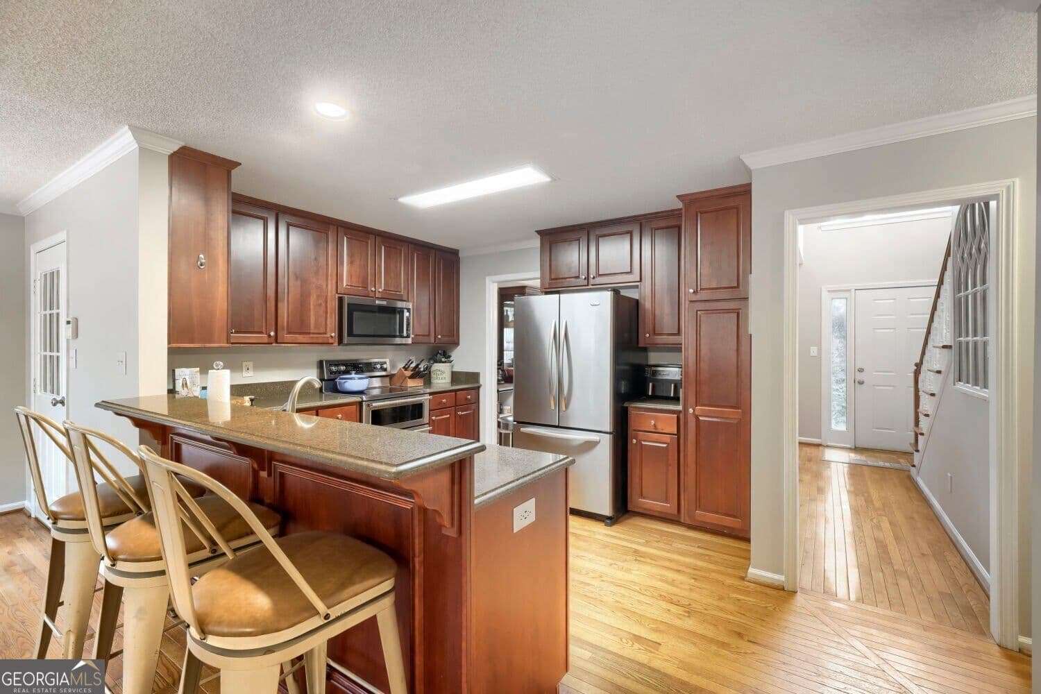 5 bedroom, 2.5 bathroom, 2,528 sq ft single family residence for sale at 549 Lester Road, Fayetteville, GA 30215 — photo 10
