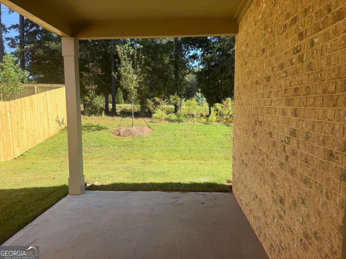 4 bedroom, 3 bathroom single family residence for sale at 113 Maison Drive, Mcdonough, GA 30253 — photo 3