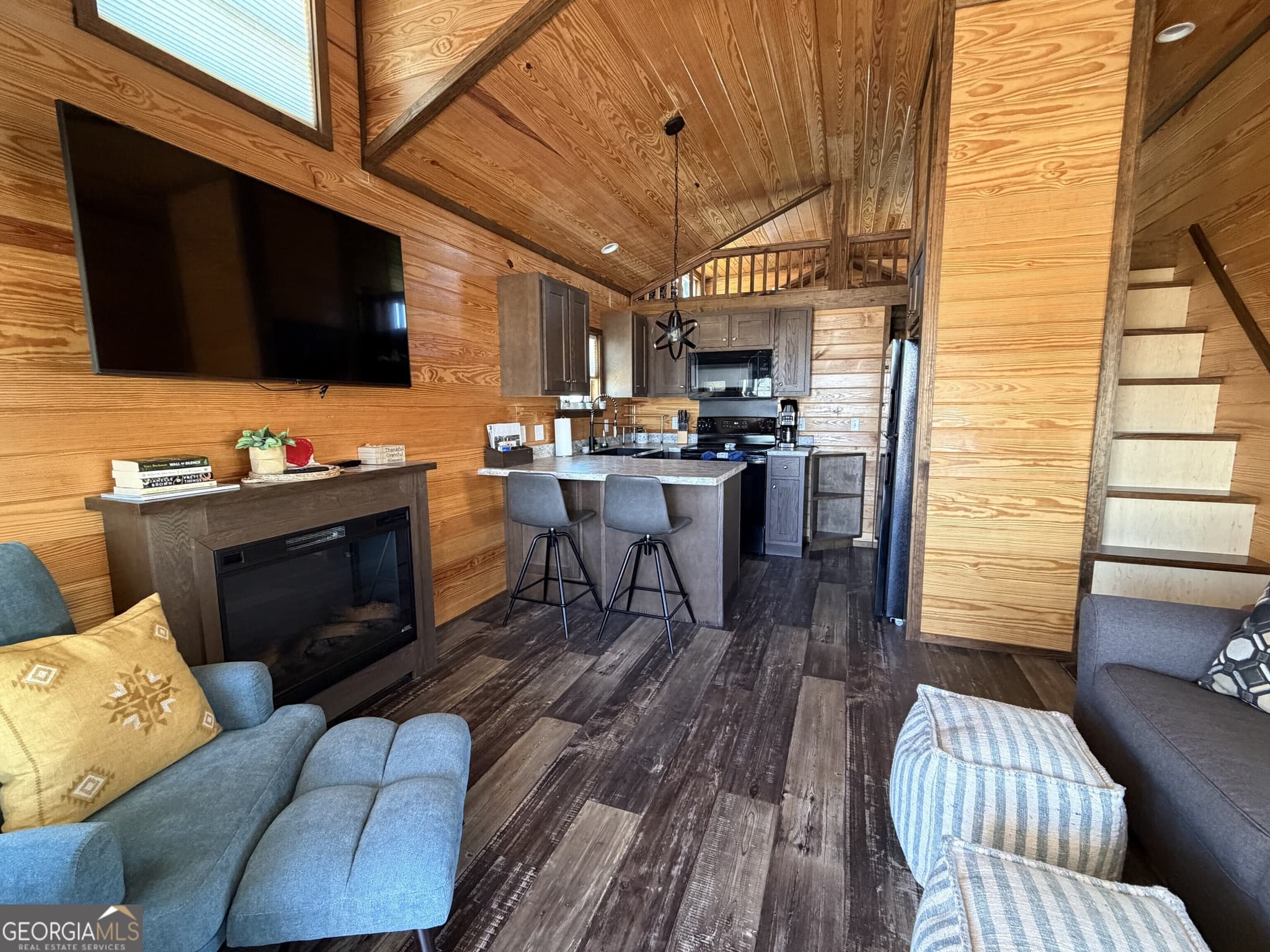 1 bedroom, 1 bathroom, 360 sq ft cabin,manufactured home,single family residence for sale at 449 Mtn Creek Road LOT 197, Blairsville, GA 30512 — photo 5