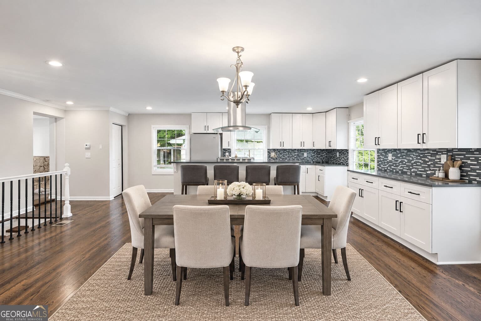 2 bedroom, 3 bathroom, 1,958 sq ft single family residence for sale at 2844 Oldknow Drive, Atlanta, GA 30318 — photo 6