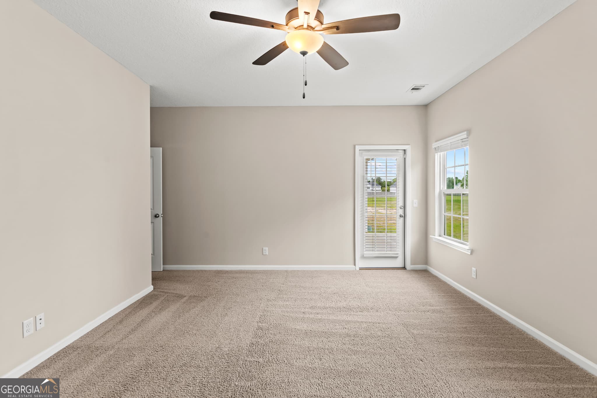 4 bedroom, 3 bathroom, 1,970 sq ft single family residence for sale at 134 Sunflower Circle, Ludowici, GA 31316 — photo 9