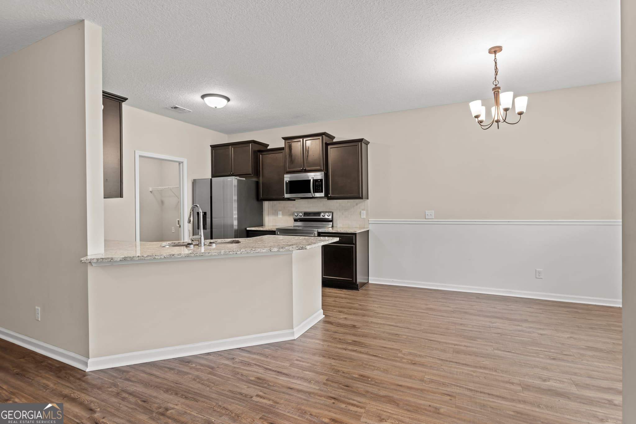 4 bedroom, 3 bathroom, 1,970 sq ft single family residence for sale at 134 Sunflower Circle, Ludowici, GA 31316 — photo 4