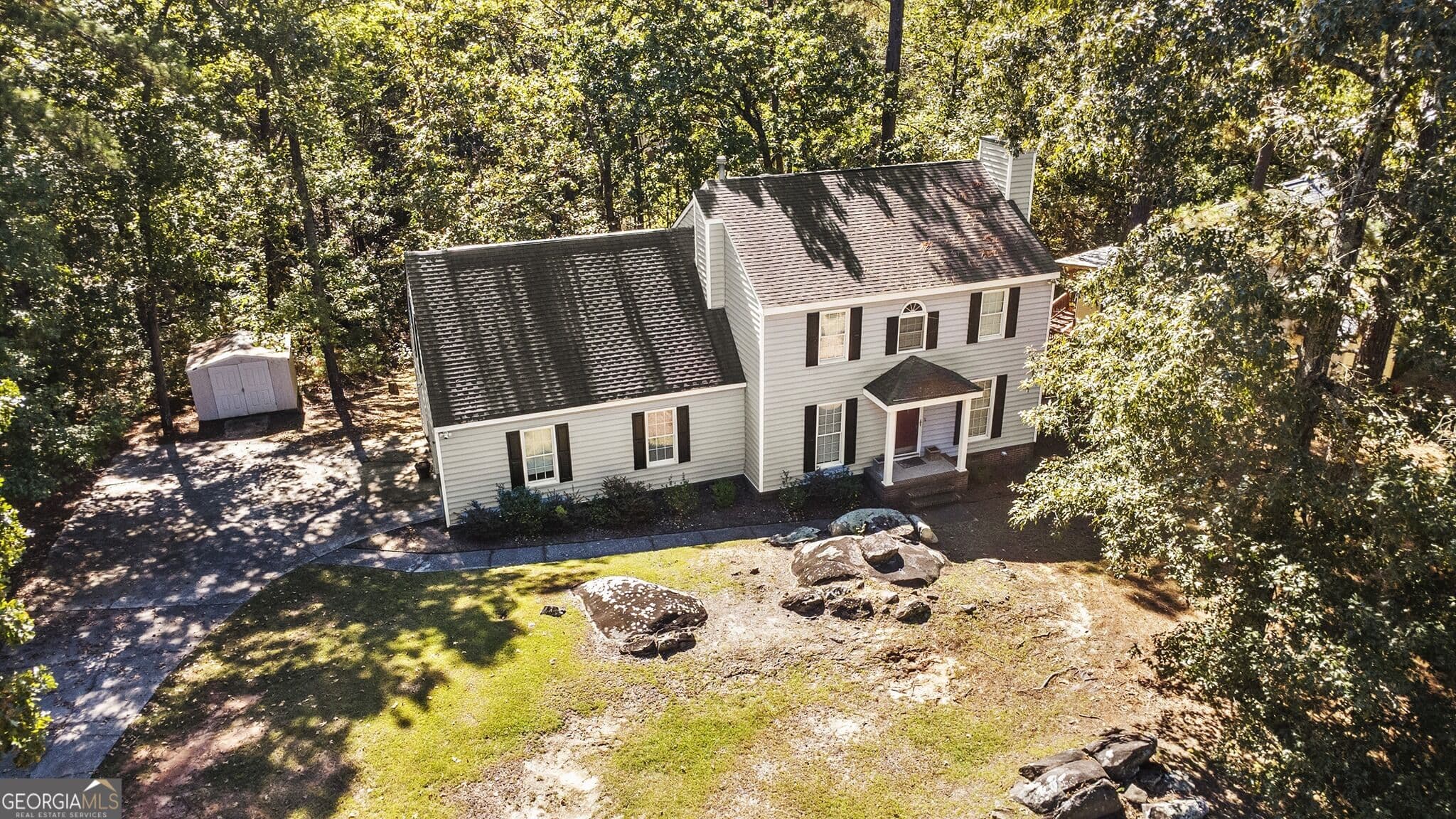 3 bedroom, 2.5 bathroom, 2,000 sq ft single family residence for sale at 112 Southern Pines Circle, Macon, GA 31211 — photo 2