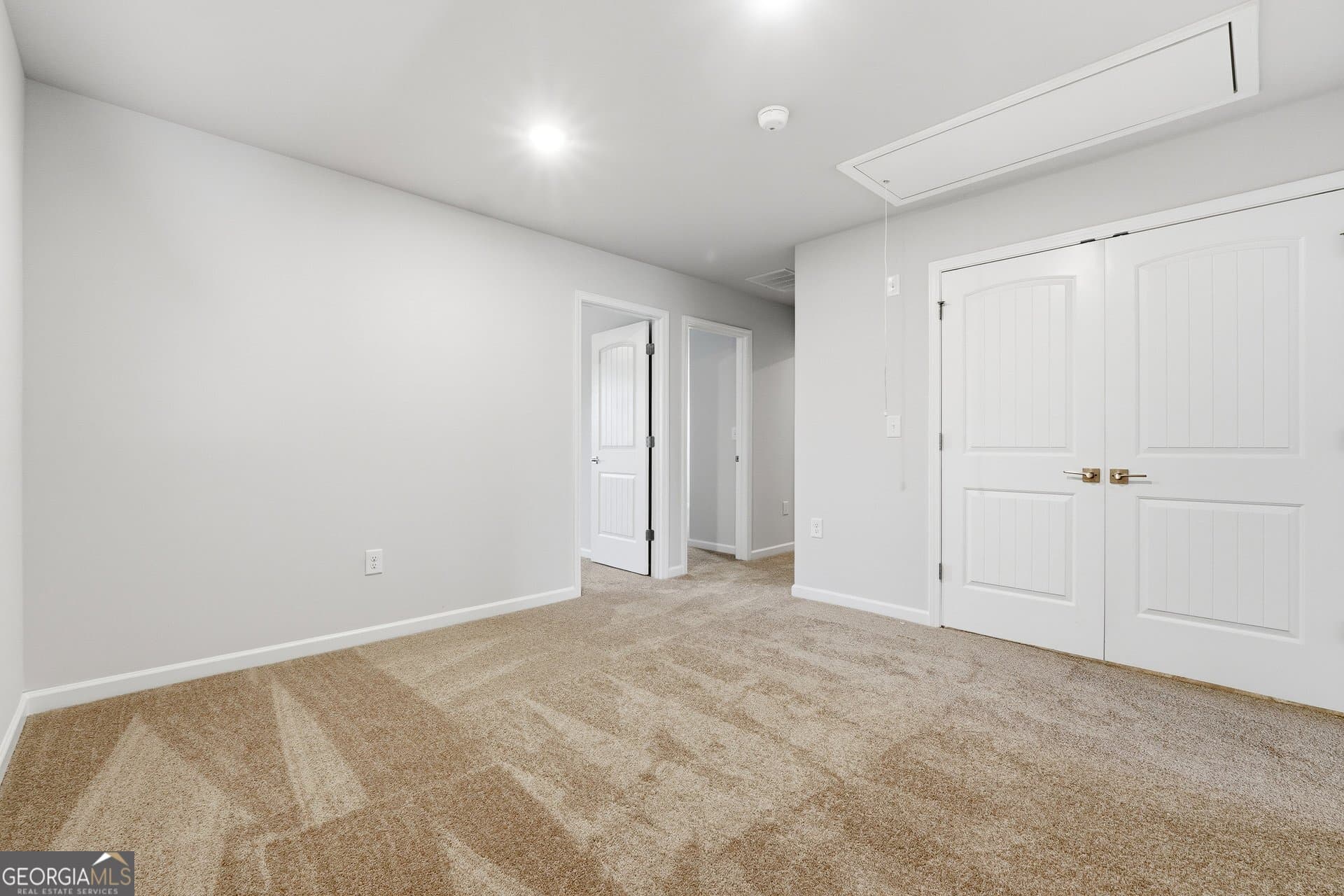 3 bedroom, 2.5 bathroom, 1,805 sq ft townhouse for sale at 3639 PARKWAY JAMES Drive, Snellville, GA 30039 — photo 9