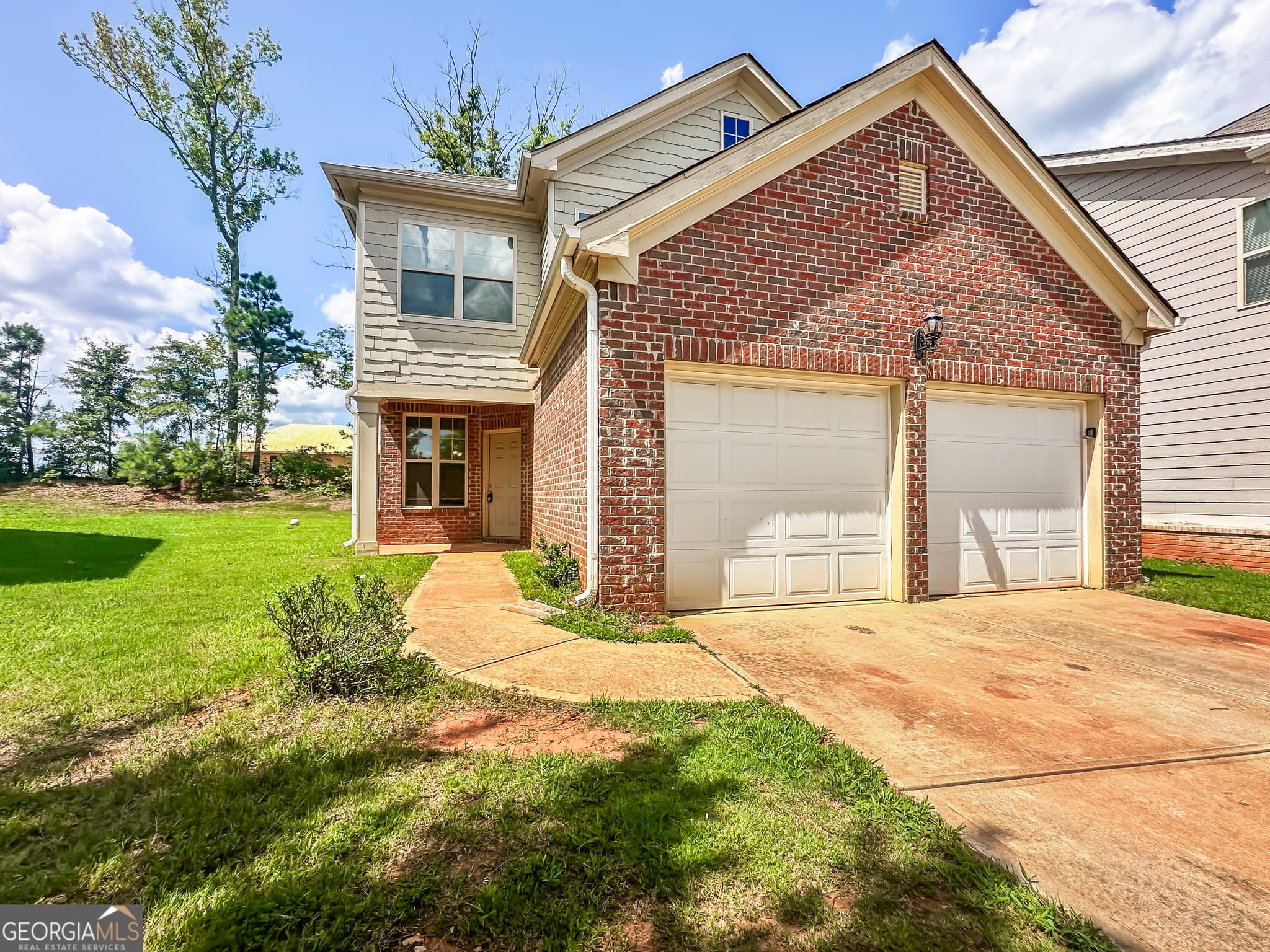 4 bedroom, 2.5 bathroom, 3,880 sq ft single family residence for rent at 196 Daisy Circle, Mcdonough, GA 30252 for $2,195 a month — photo 1 of 1