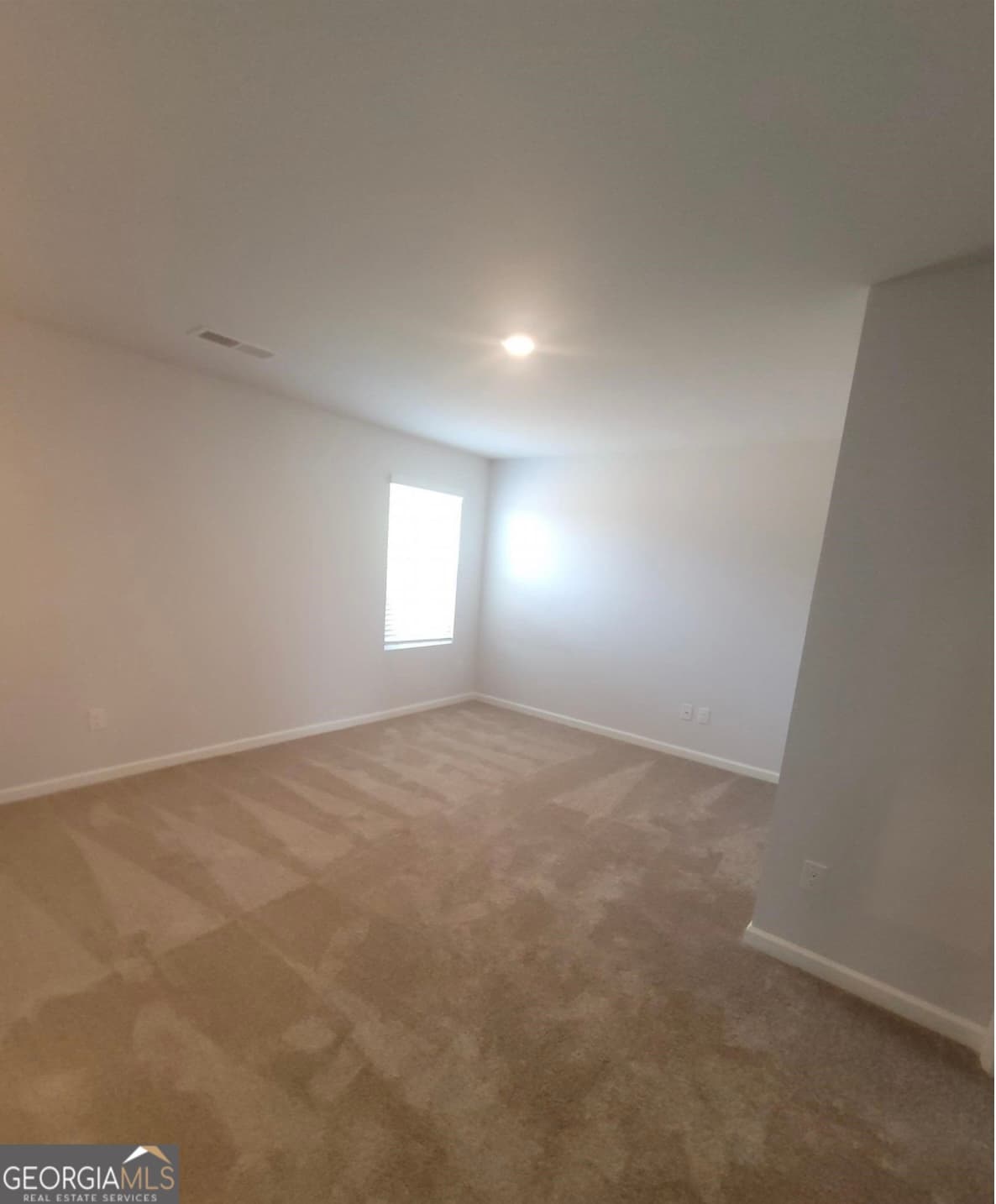 4 bedroom, 3.5 bathroom, 2,700 sq ft single family residence for sale at 1100 Bluecoat Circle, Hampton, GA 30228 — photo 3