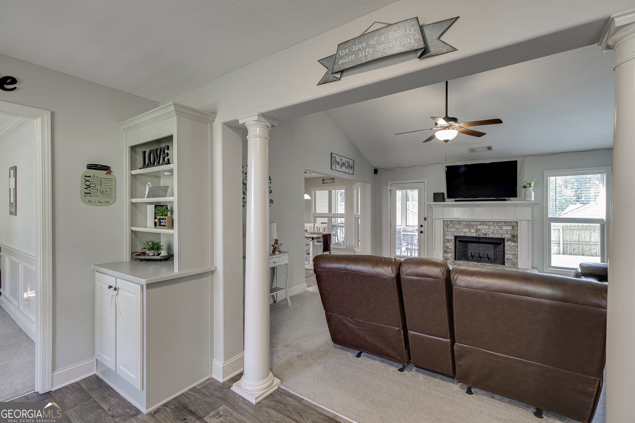 3 bedroom, 2 bathroom, 1,680 sq ft single family residence for sale at 128 Waterford Glen Drive, Lula, GA 30554 — photo 5