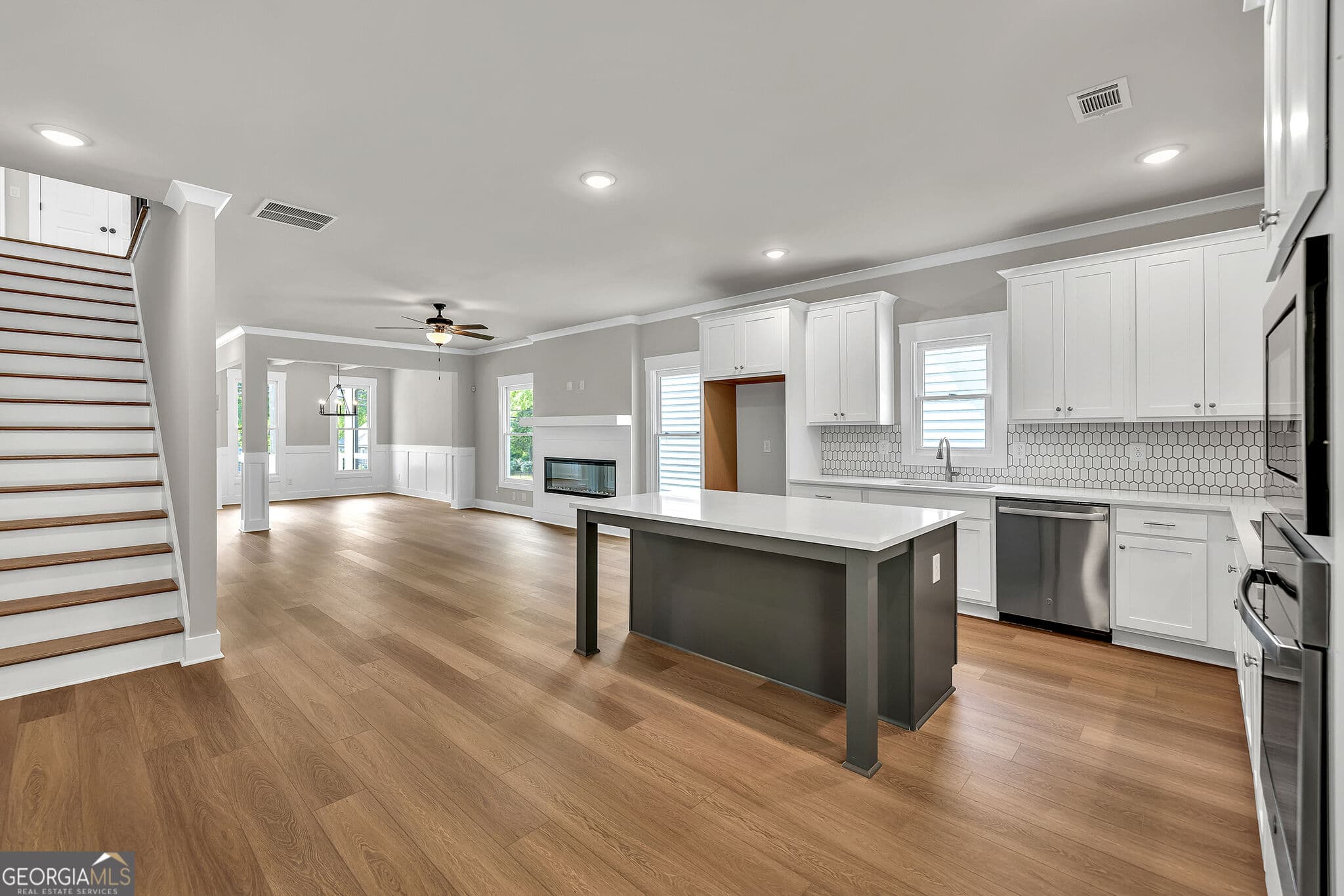 4 bedroom, 2.5 bathroom, 2,477 sq ft single family residence for sale at 231 E Marable Street, Monroe, GA 30655 — photo 8