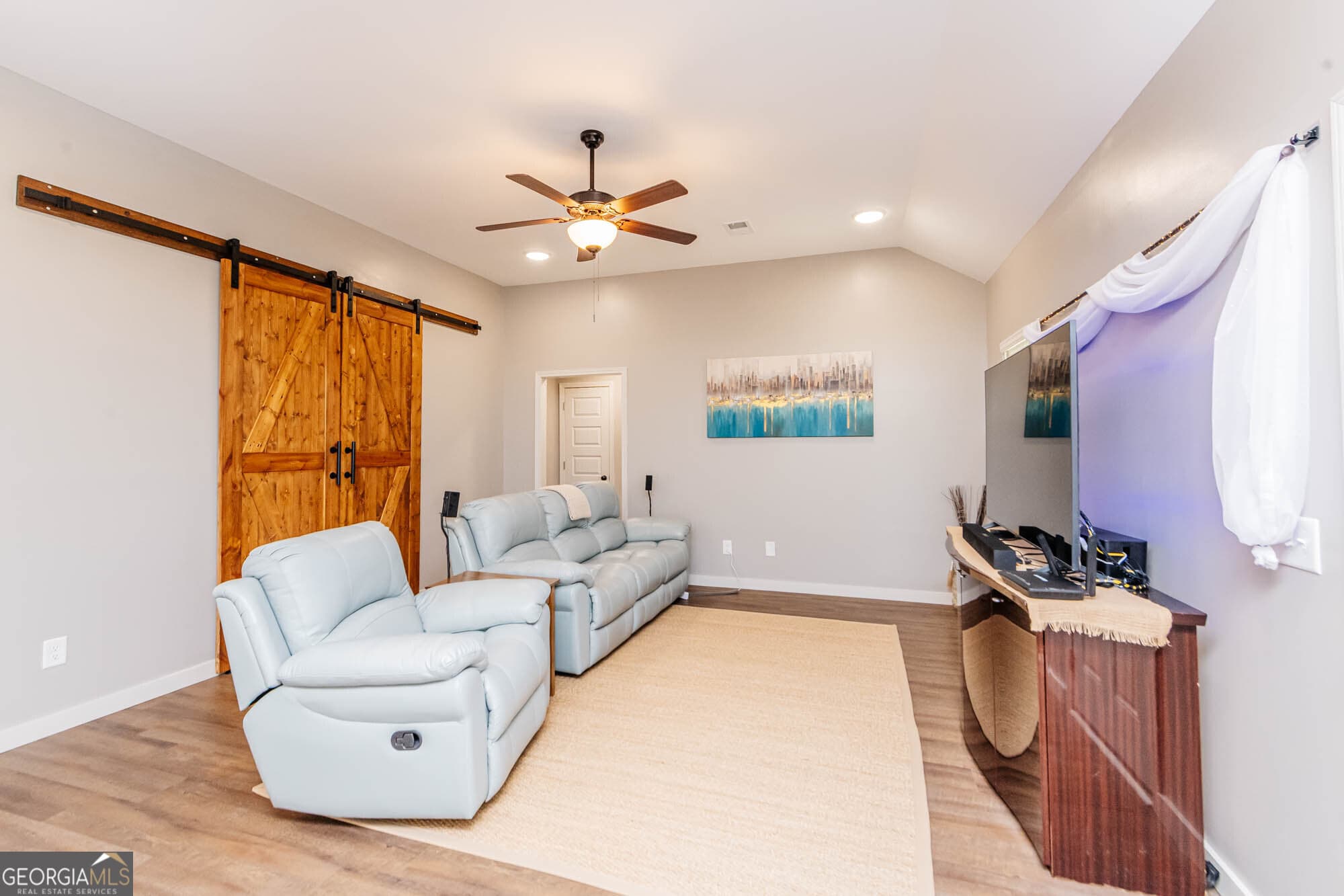 3 bedroom, 2 bathroom, 1,543 sq ft single family residence for sale at 65 Cole Drive, Hawkinsville, GA 31036 — photo 4