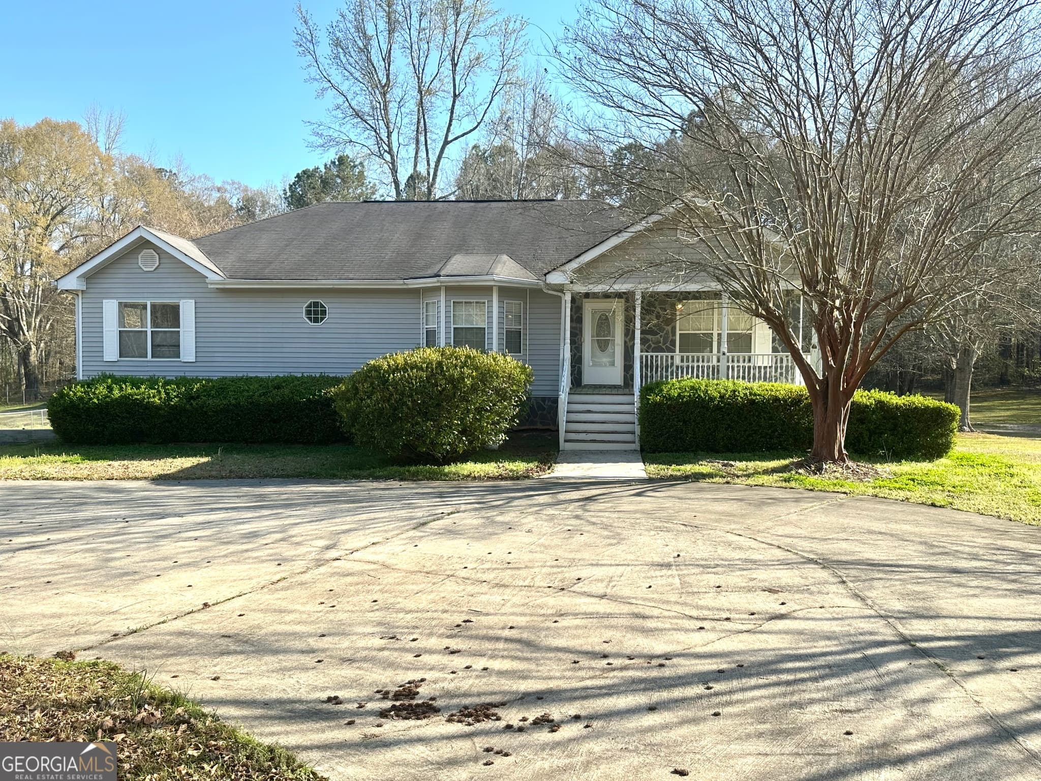 3 bedroom, 2 bathroom, 1,944 sq ft single family residence for sale at 248 Manley Road, Griffin, GA 30223 — photo 2