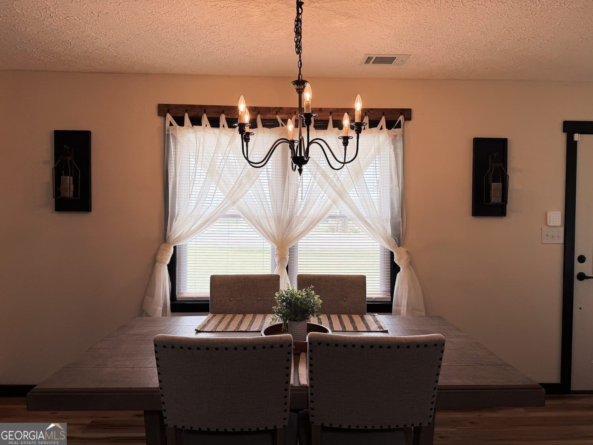 3 bedroom, 2 bathroom, 1,264 sq ft single family residence for sale at 320 Langston Road, Perry, GA 31069 — photo 4
