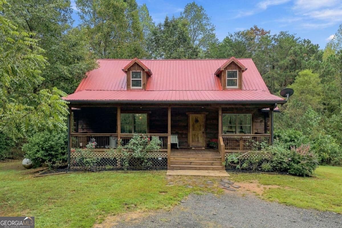 5 bedroom, 2.5 bathroom, 2,220 sq ft cabin,single family residence for sale at 445 Browning Road, Fairmount, GA 30139 — photo 2