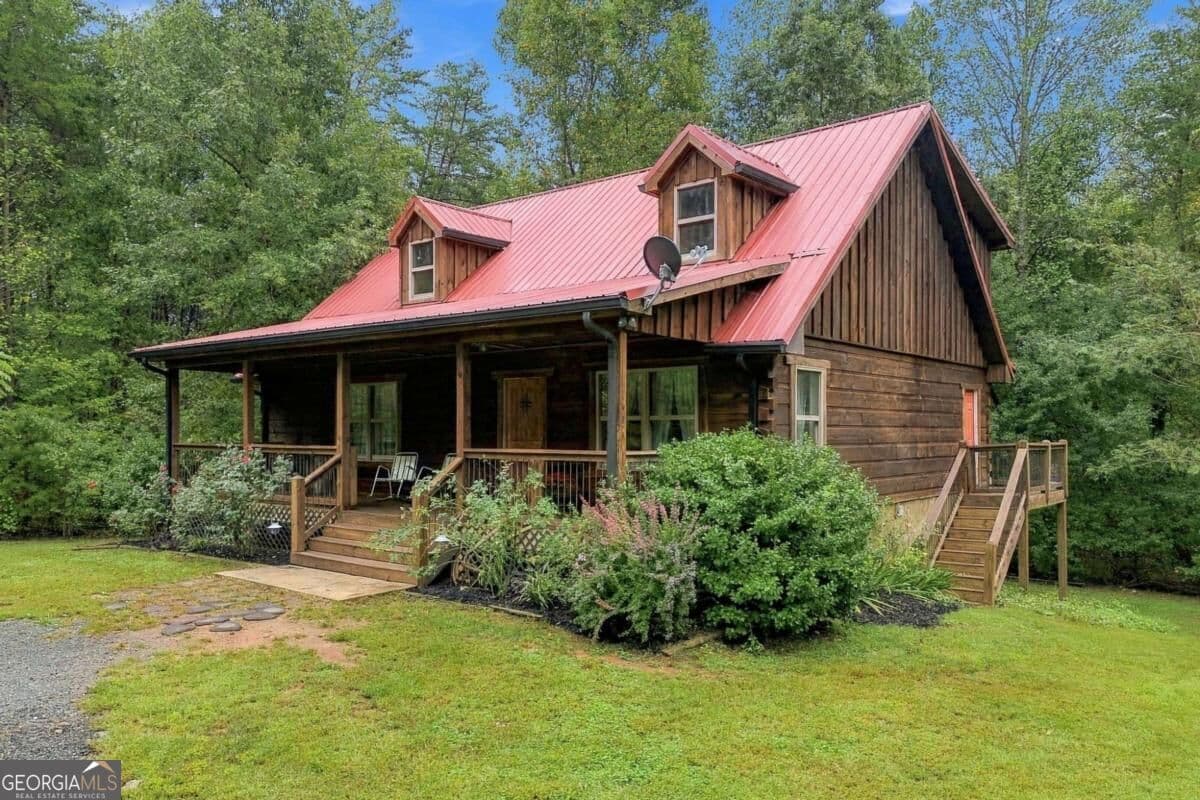 5 bedroom, 2.5 bathroom, 2,220 sq ft cabin,single family residence for sale at 445 Browning Road, Fairmount, GA 30139 — photo 3