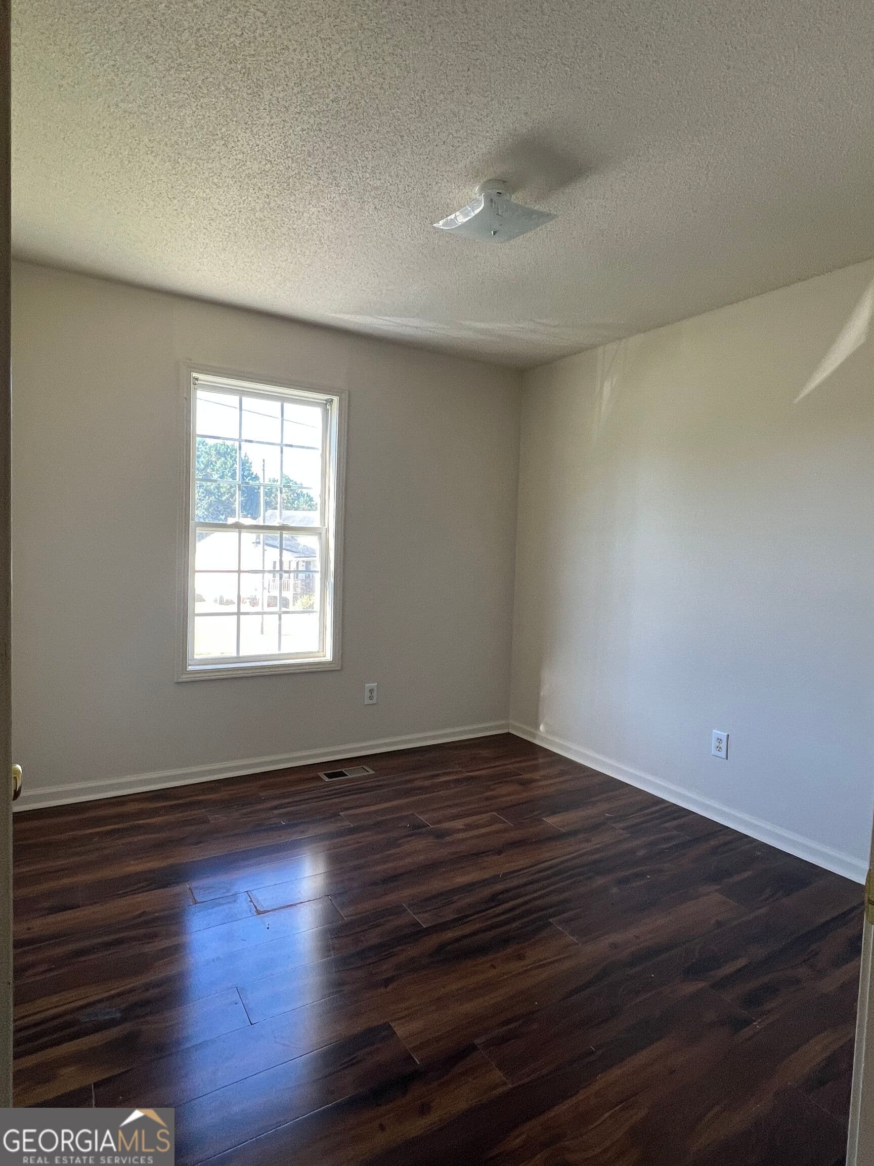 3 bedroom, 2 bathroom, 1,228 sq ft single family residence for rent at 305 River Trace Drive, Villa Rica, GA 30180 for $1,700 a month — photo 8