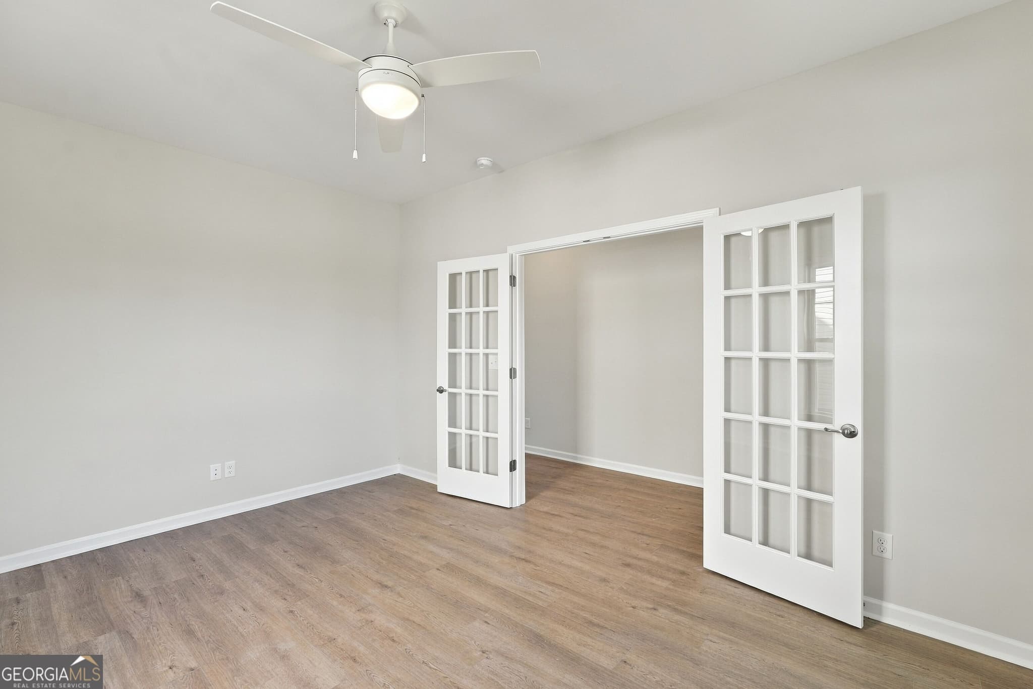 4 bedroom, 3.5 bathroom, 2,828 sq ft single family residence for sale at 318 Creek Way, Brunswick, GA 31525 — photo 6
