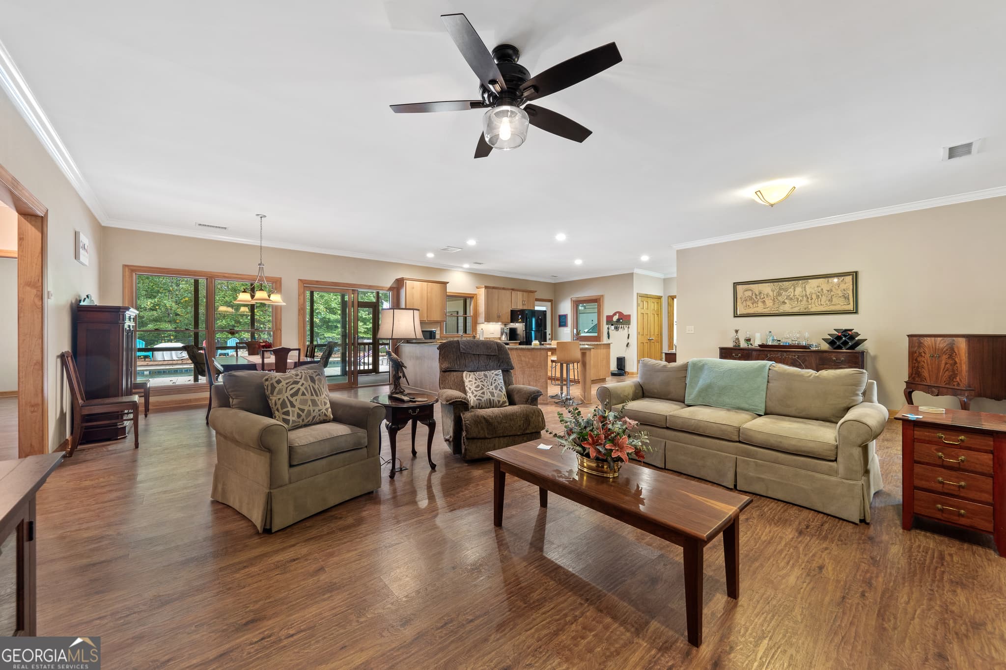 3 bedroom, 2 bathroom, 1,900 sq ft single family residence for sale at 194 Deerfield Lane, Eatonton, GA 31024 — photo 6