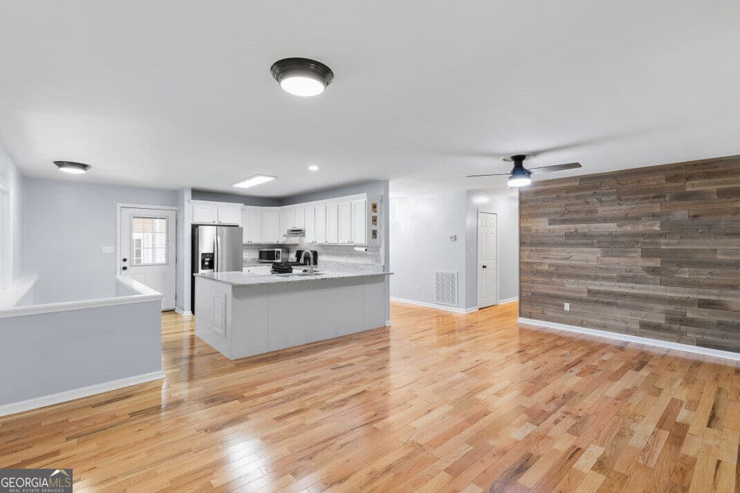 4 bedroom, 3 bathroom, 2,494 sq ft single family residence for sale at 527 Pinebrook Drive, Blairsville, GA 30512 — photo 7