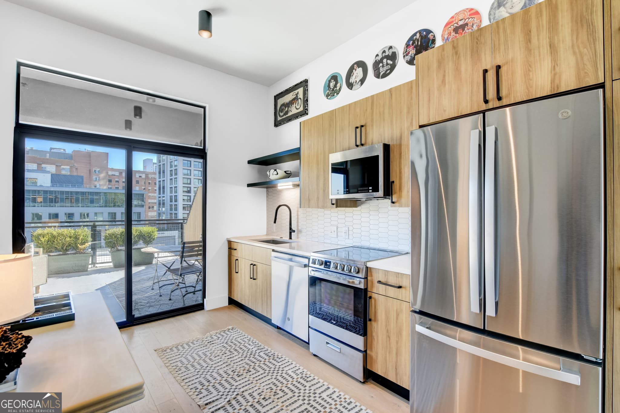 1 bedroom, 1 bathroom, 630 sq ft condominium for sale at 567 Ponce De Leon Avenue 406, Atlanta, GA 30308 — photo 7