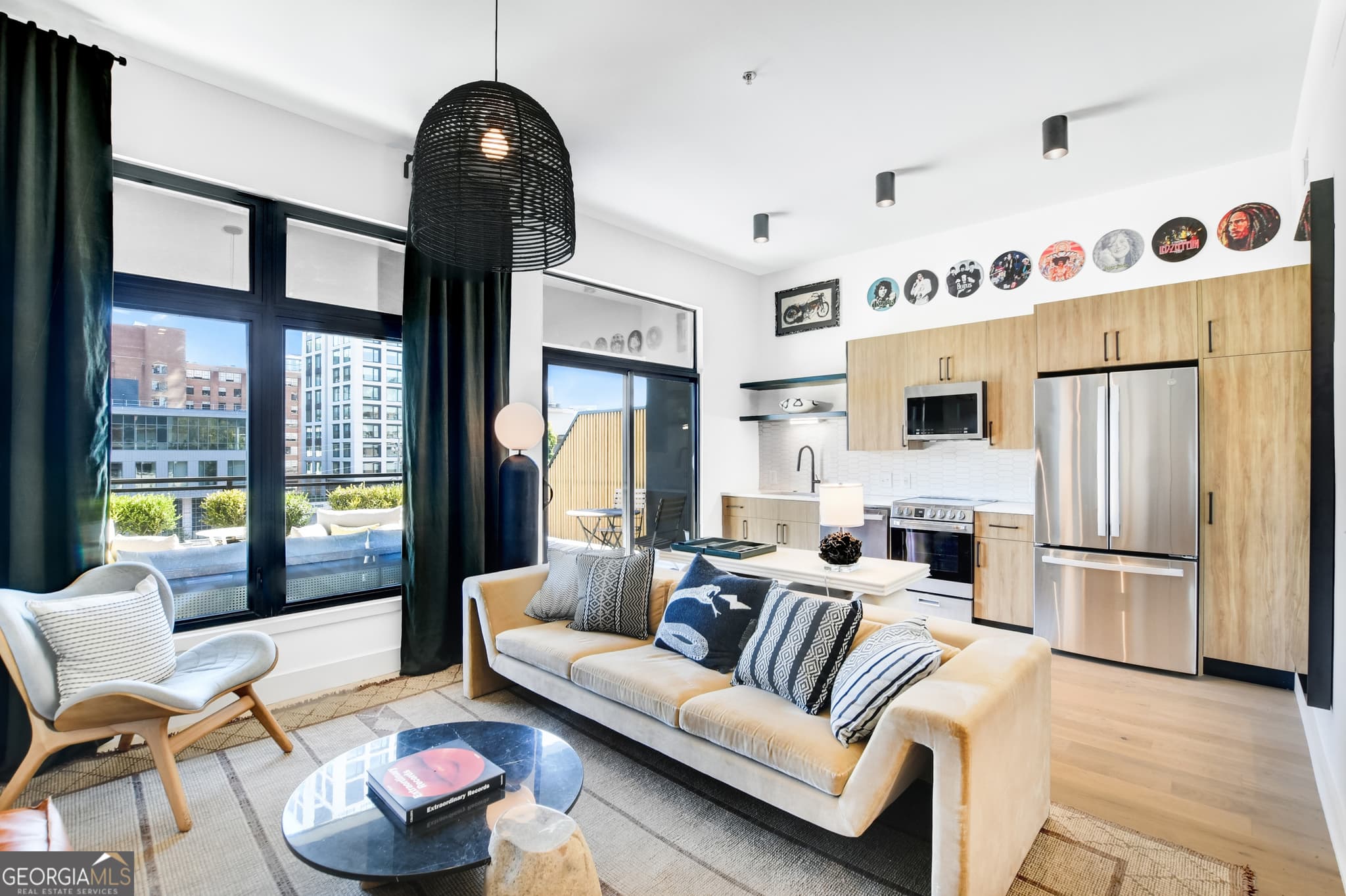 1 bedroom, 1 bathroom, 630 sq ft condominium for sale at 567 Ponce De Leon Avenue 406, Atlanta, GA 30308 — photo 5