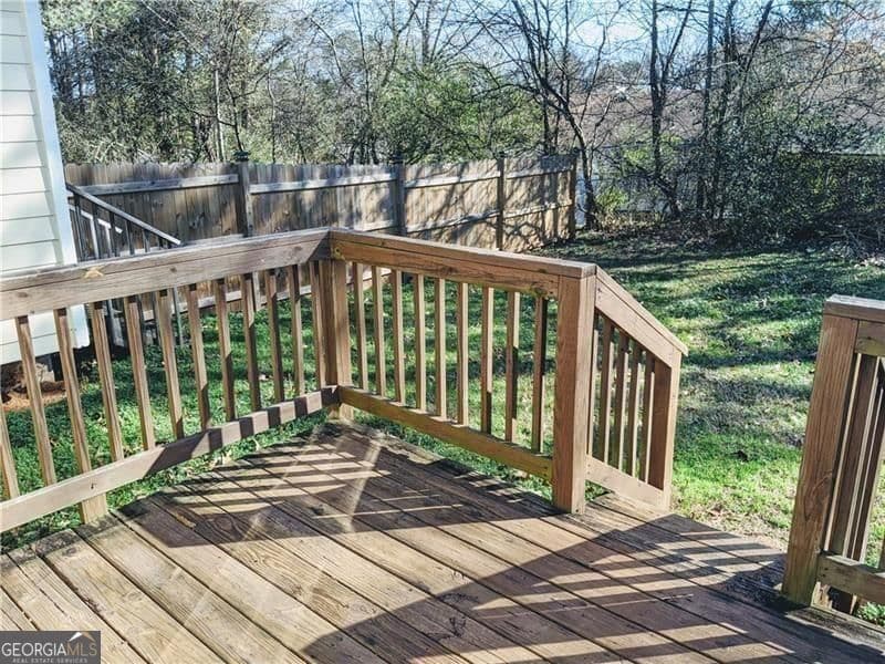 4 bedroom, 4 bathroom, 1,992 sq ft single family residence for sale at 341 SW Booth Circle, Marietta, GA 30008 — photo 5