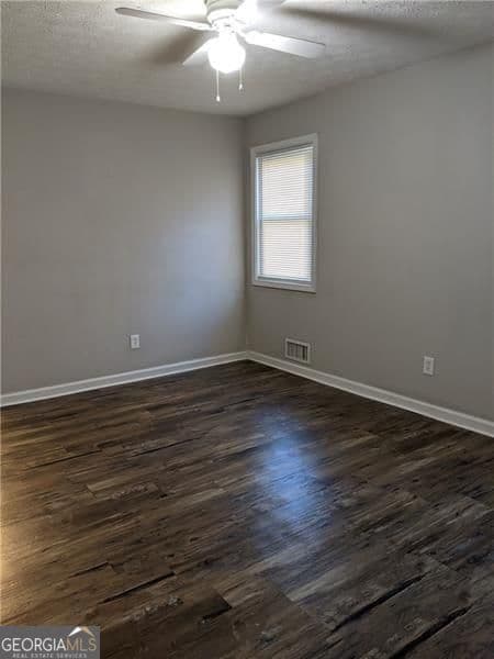 4 bedroom, 4 bathroom, 1,992 sq ft single family residence for sale at 341 SW Booth Circle, Marietta, GA 30008 — photo 10
