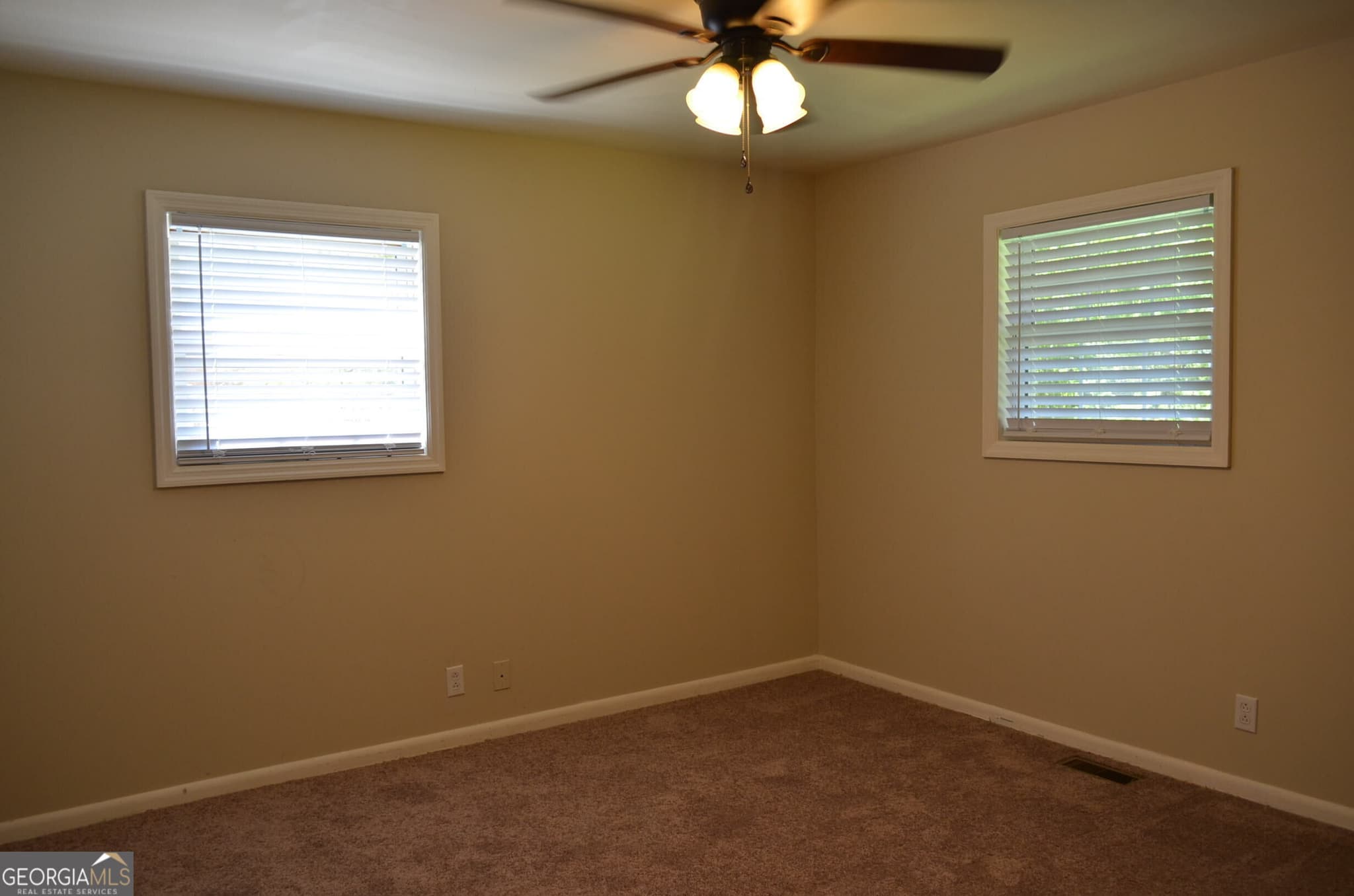 3 bedroom, 1.5 bathroom, 1,260 sq ft single family residence for sale at 3557 Kenneth Drive, Macon, GA 31206 — photo 8