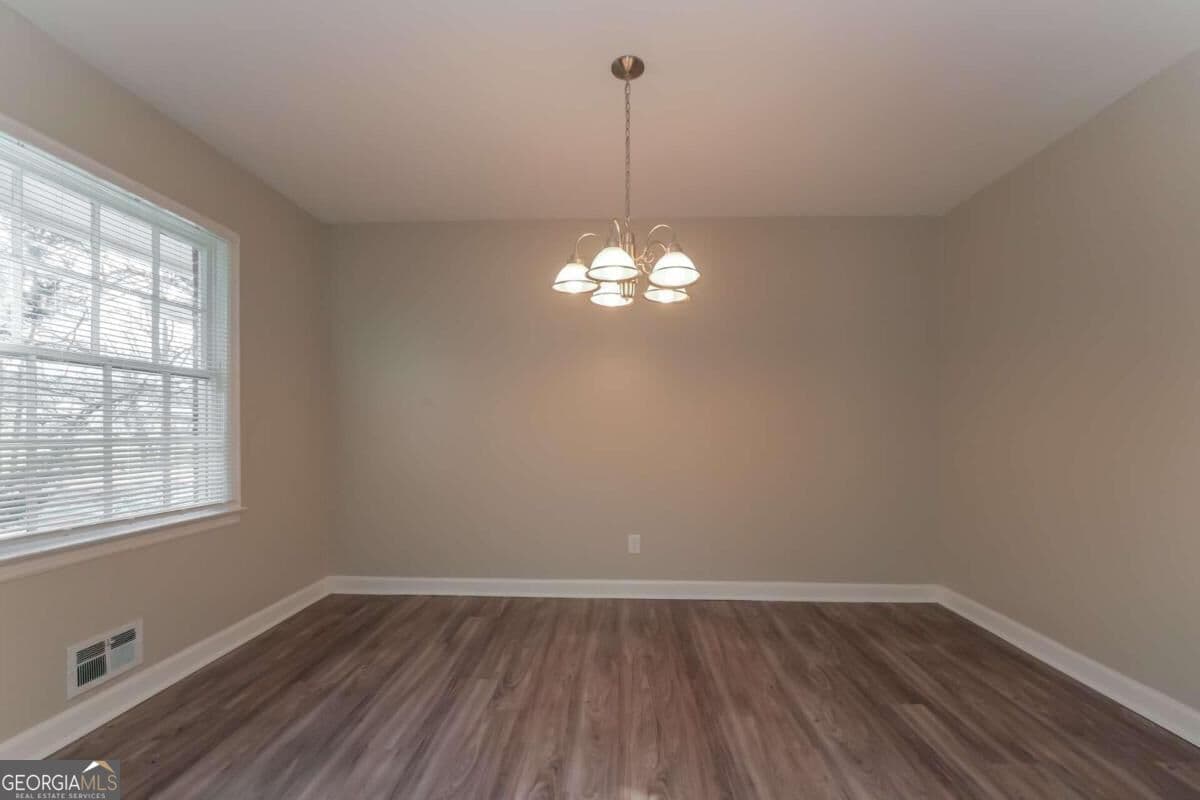 3 bedroom, 1.5 bathroom, 1,847 sq ft single family residence for rent at 123 New Hope Road, Fayetteville, GA 30214 for $2,300 a month — photo 6