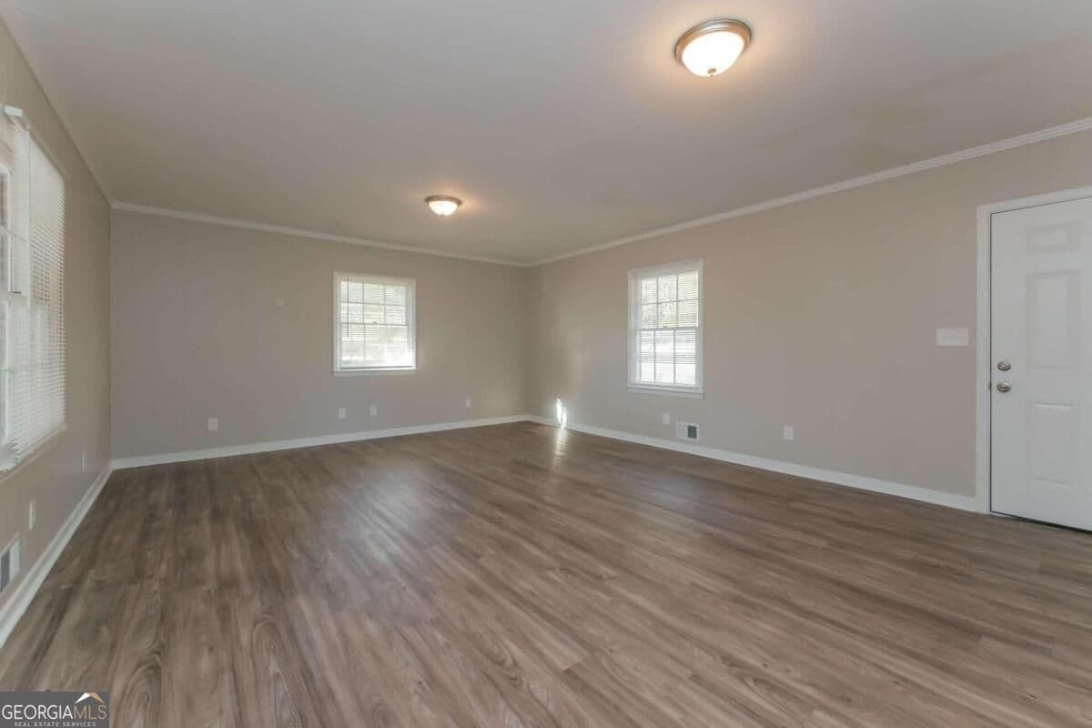 3 bedroom, 1.5 bathroom, 1,847 sq ft single family residence for rent at 123 New Hope Road, Fayetteville, GA 30214 for $2,300 a month — photo 9